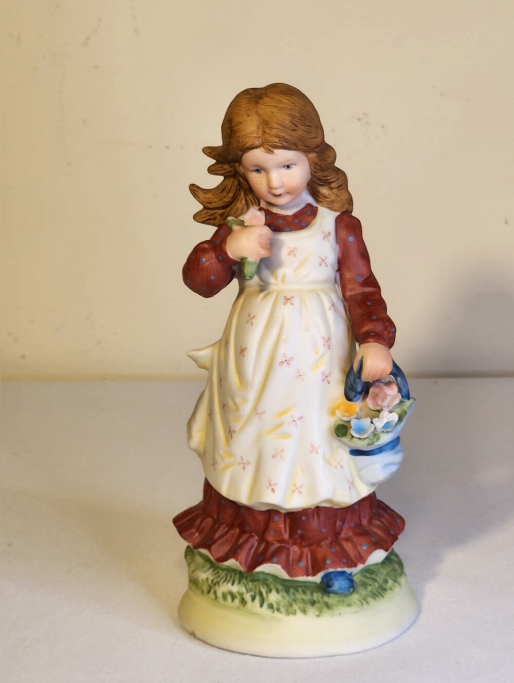 Vintage Holly Hobbie Figurine Burgundy Dress Holding Flowers 1970s WWA Inc